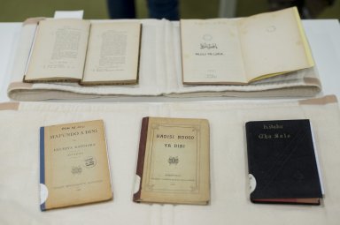 Collections du domaine Afrique, conservées à la BULAC. Grégoire Maisonneuve / BULAC.