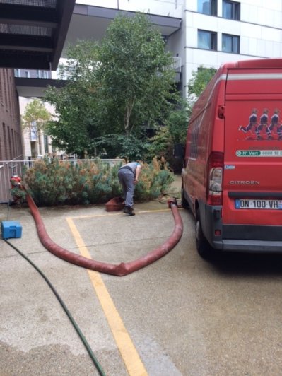 Maintenance des réseaux de lance incendie destinés aux pompiers